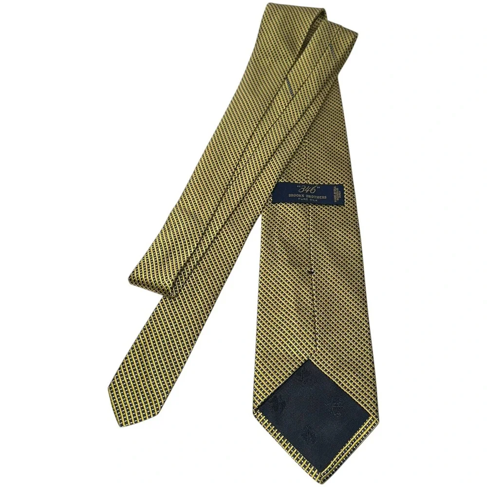 Brooks Brothers 346 Tie 100% Silk Yellow Blue‎ Geometric - Made in USA